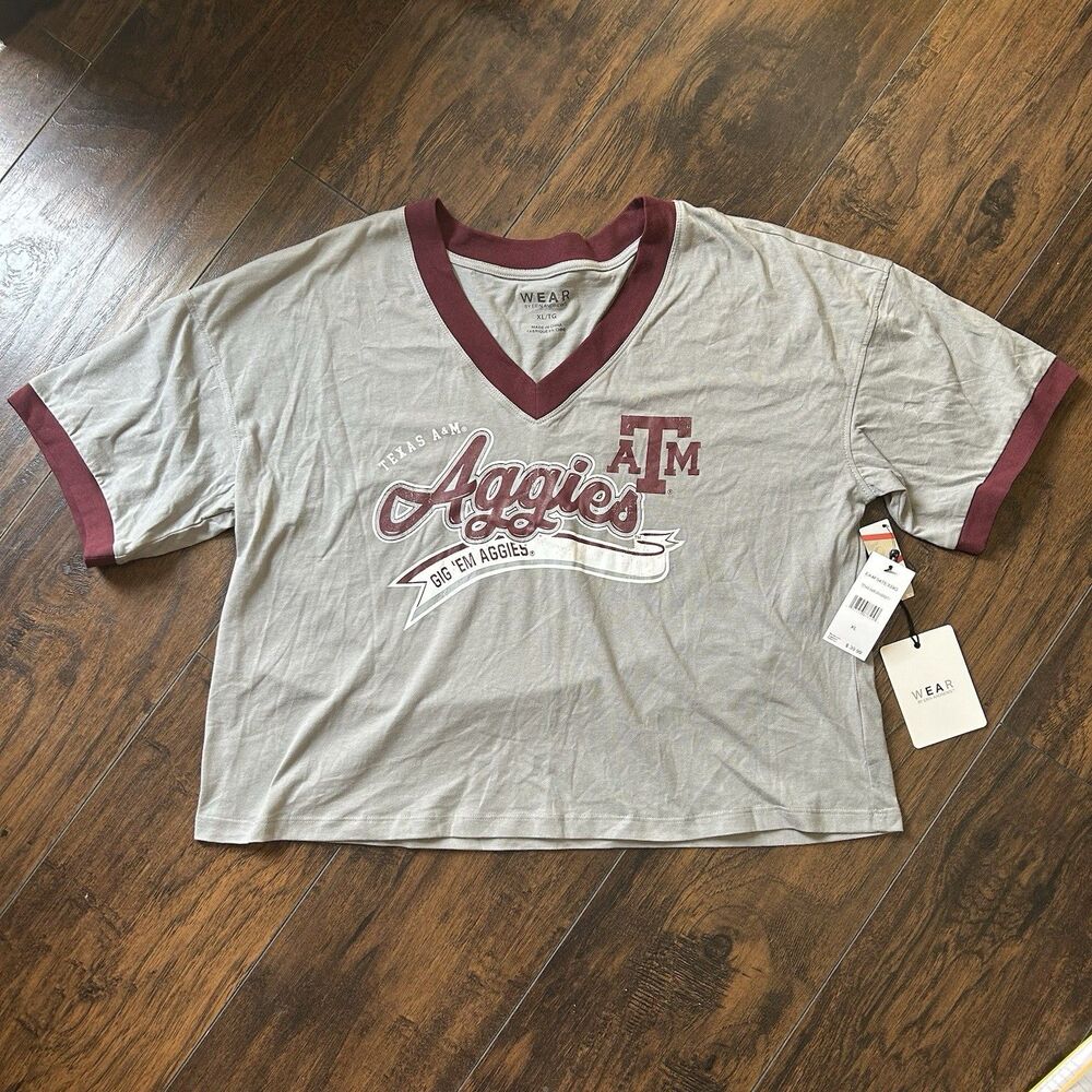 NWT Texas A&M Wear By Erin Andrew’s Crop V Neck Women’s XL Tshirt Grey Aggies